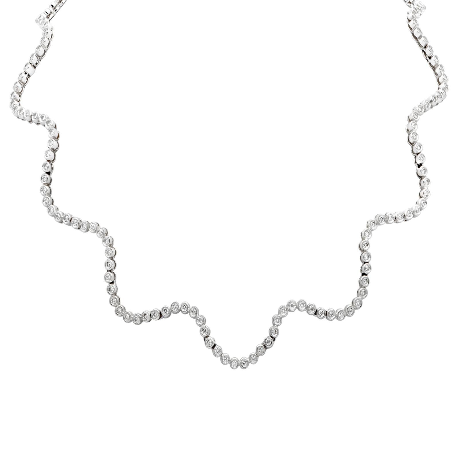 Scalloped Diamond 18 Karat White Gold Vintage Tennis Necklace