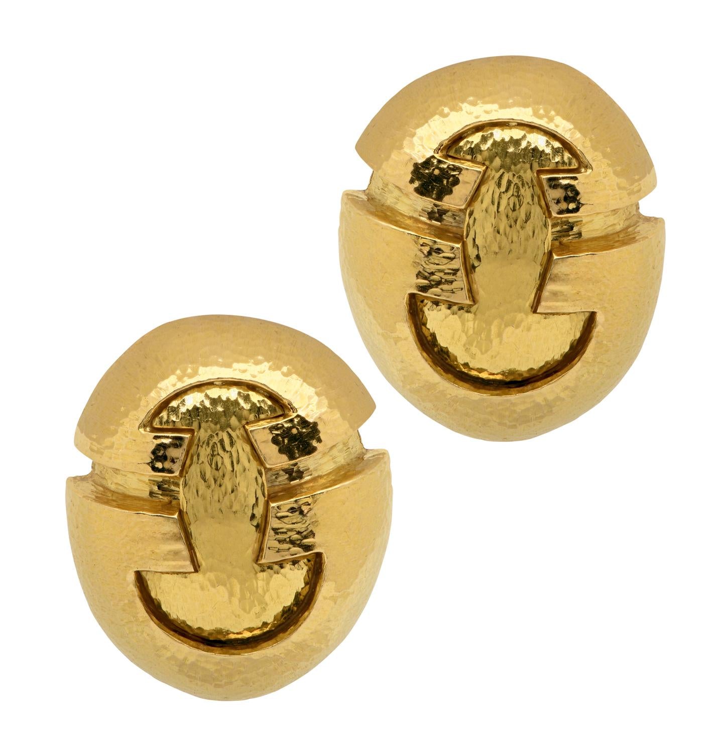 Late 20th Century David Webb Hammered 18 Karat Yellow Gold Earclip Earrings