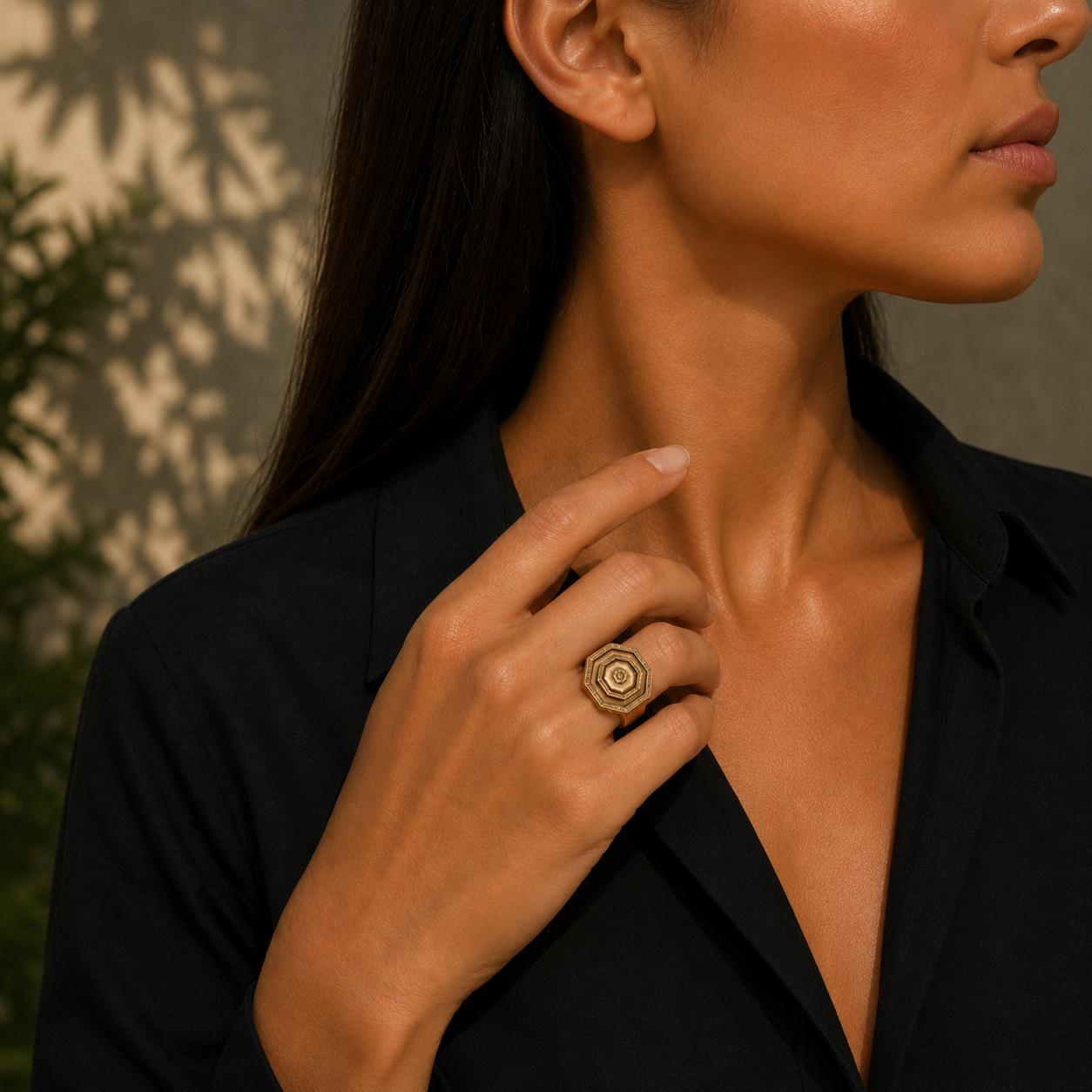 Buccellati Octagonal 18 Karat Yellow Gold Vintage Ring 1980's