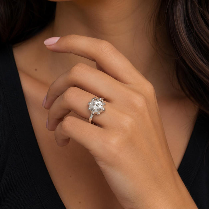 14 Karat White Gold Sputnik Style Diamond Ring