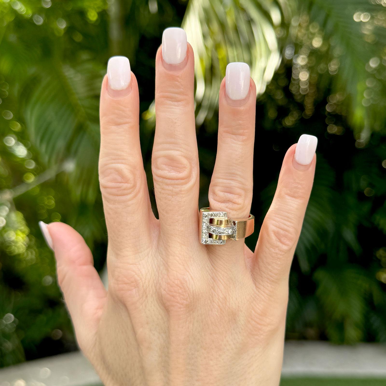 Mid-20th Century Retro Diamond 18 Karat Rose Gold Vintage Ring
