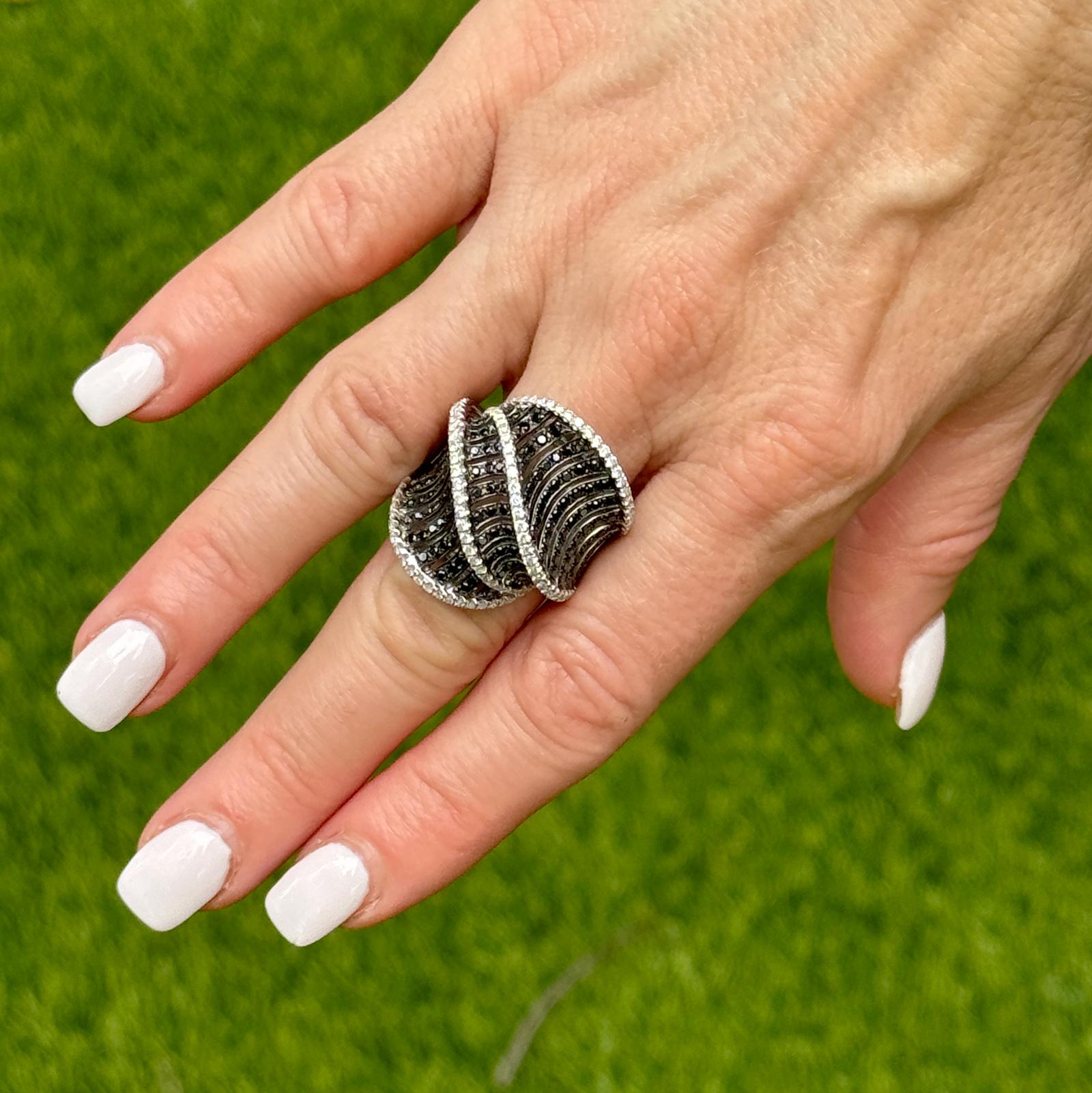 Modern White & Black Diamond 18 Karat White Gold Statement Cockail Ring