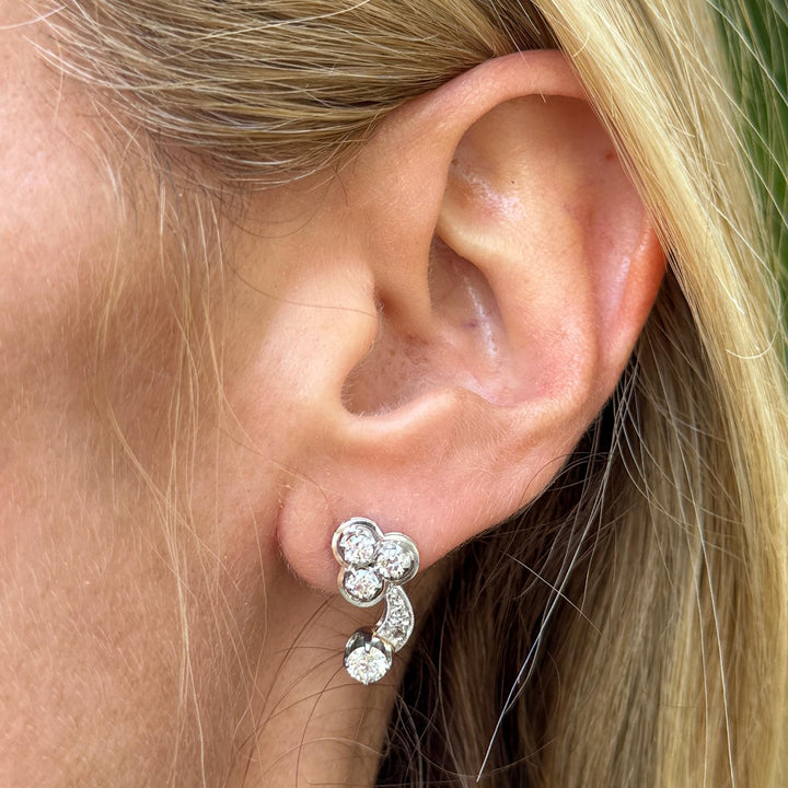 1950's Diamond 14 Karat White Gold Vintage Drop Earrings