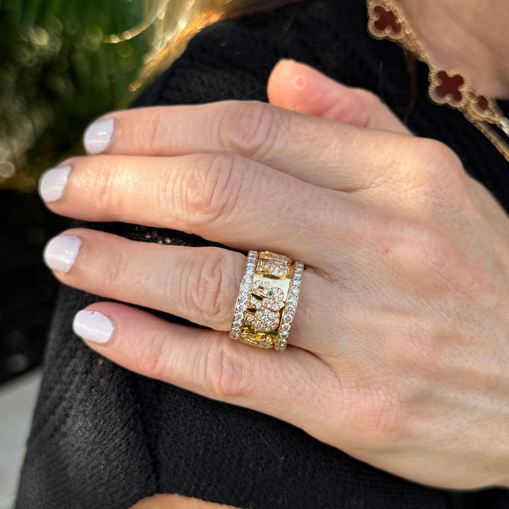 Cartier Diamond Emerald Elephant 18 Karat Yellow Gold Band Ring Size 6.5 (53)