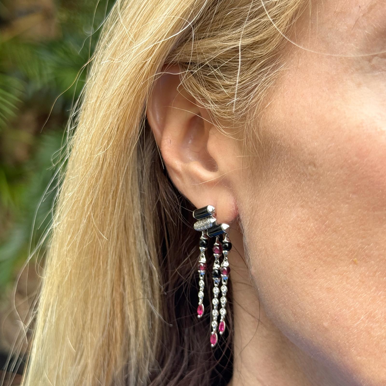 Diamond Onyx Ruby 18 Karat White Gold Deco-Inspired Dangle Drop Earrings
