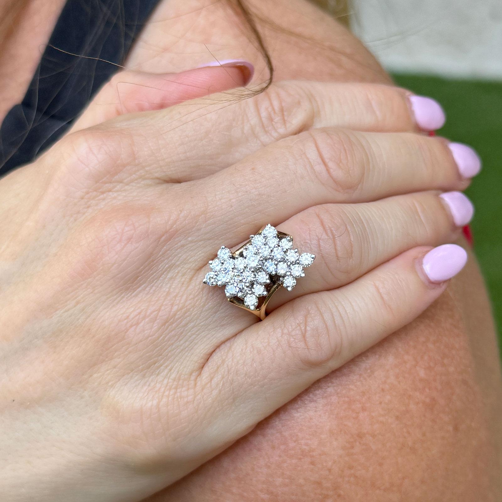 Late 20th Century Diamond 14Karat Two Tone Gold Bypass Cluster Vintage Ring