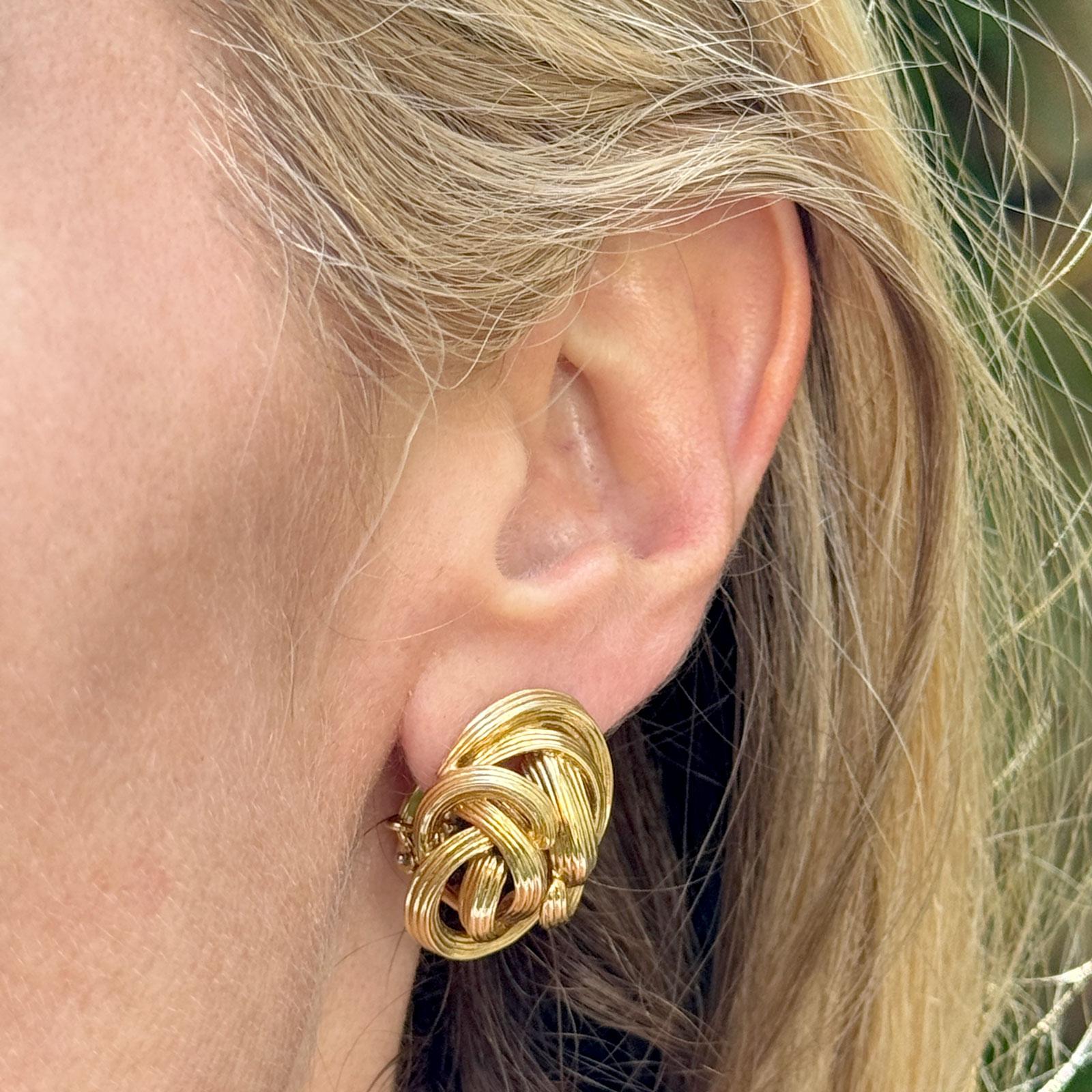 Late 20th Century Tiffany & Company 18 Karat Yellow Gold Knot Ear Clip Earrings