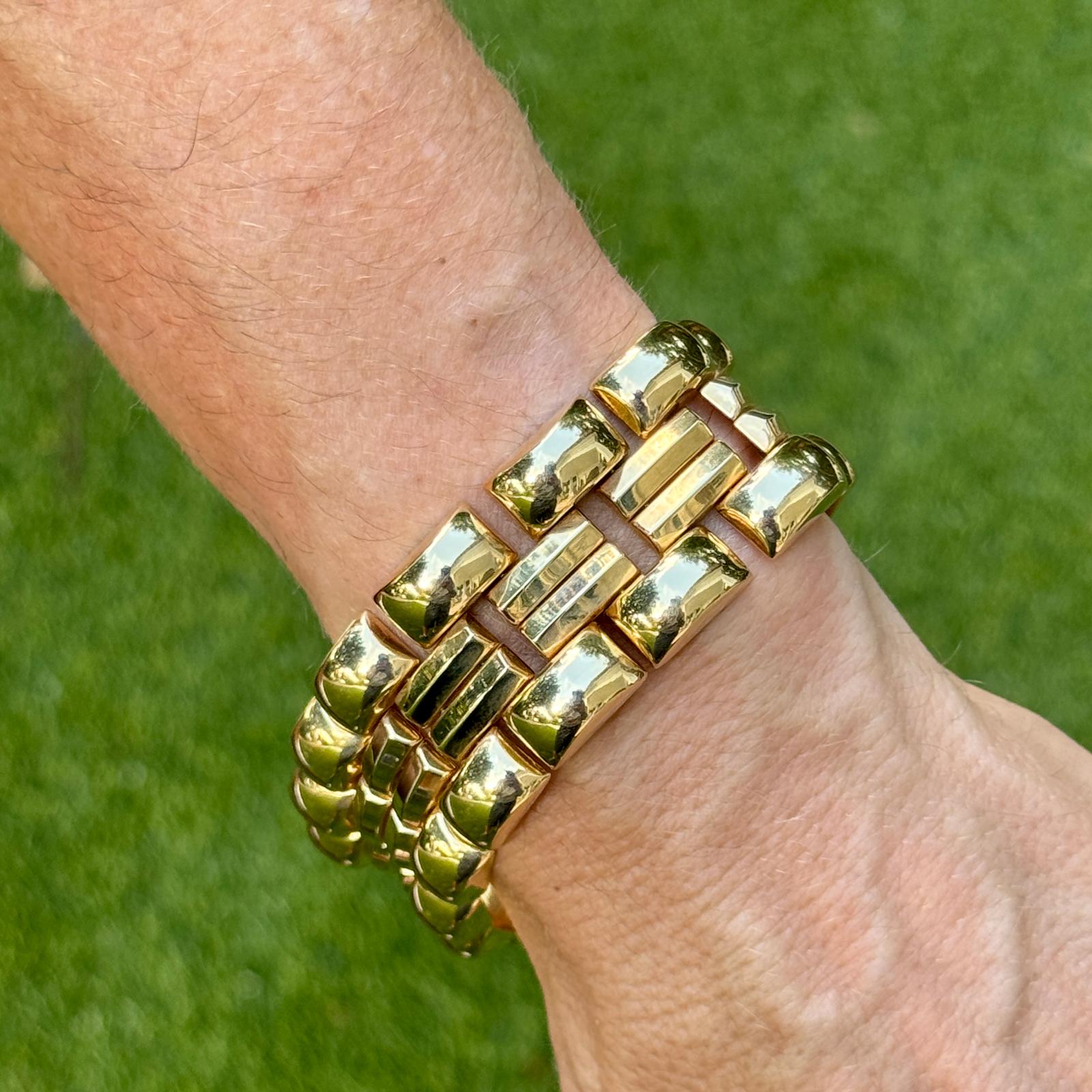 Late 20th Century Italian Ribbed 14 Karat Yellow Gold Link Vintage Bracelet