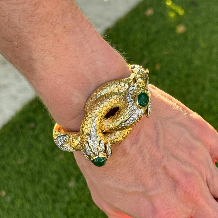 Mid-20th Century Double Snake Head Diamond Emerald Hinged Bangle Bracelet