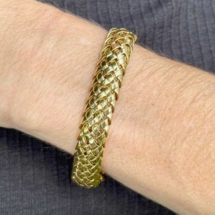 1995 Tiffany & Co. Vannerie 18 Karat Yellow Gold Basekt Weave Bracelet