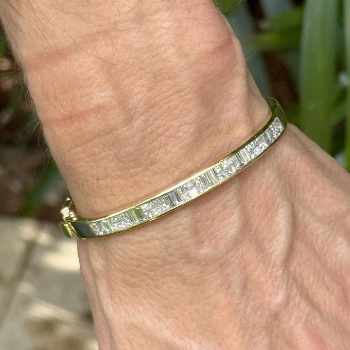 Princess & Baguette-Cut Diamond Yellow Gold Hinged Oval Vintage Bangle Bracelet