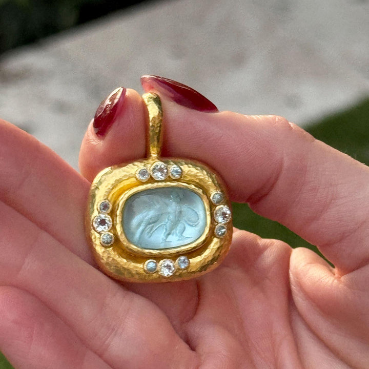 Elizabeth Locke Venetian Glass Intaglio Pendant Enhancer 19KYG