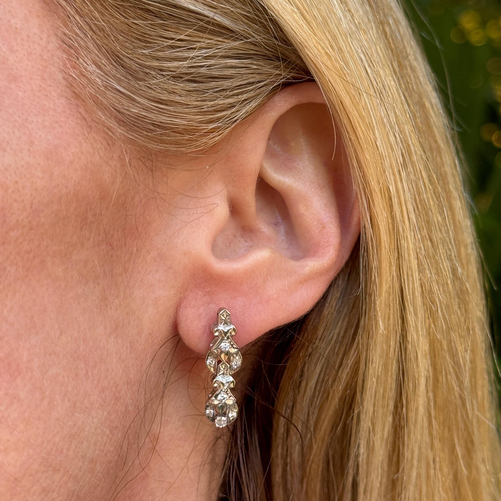 Diamond 14 Karat White Gold Drop Vintage Earrings