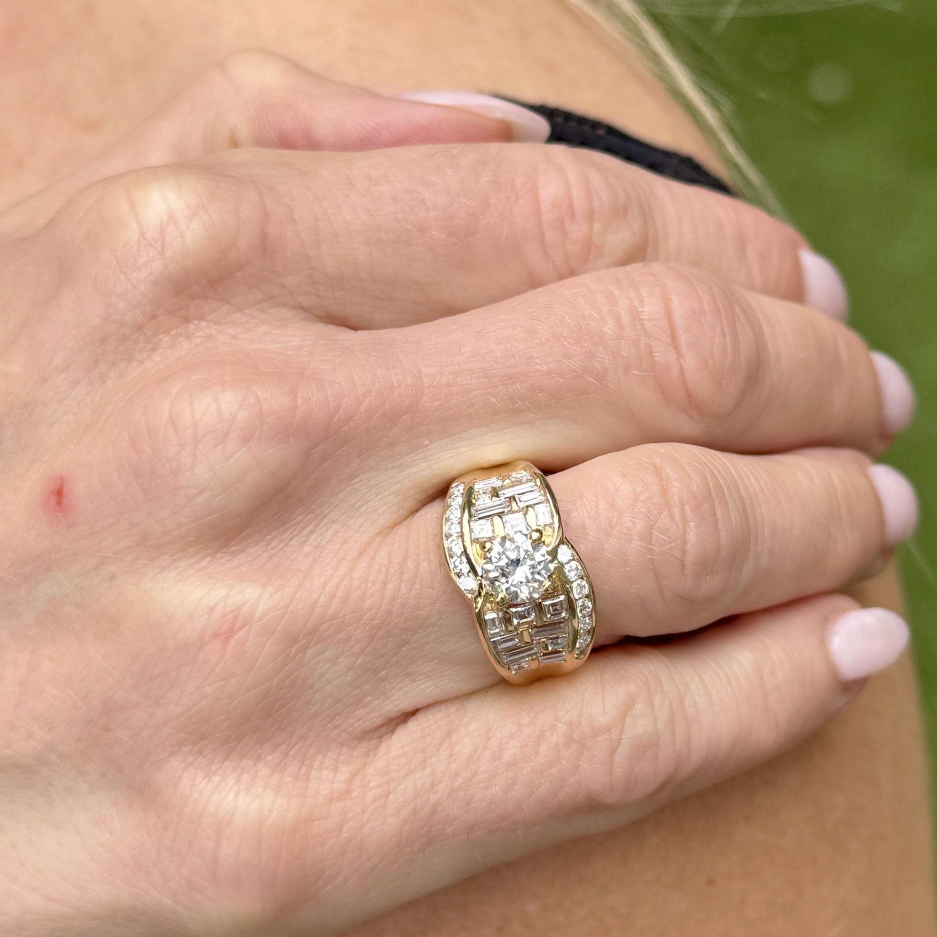 Late 20th Century Diamond 18 Karat Yellow Gold Vintage Cocktail Ring