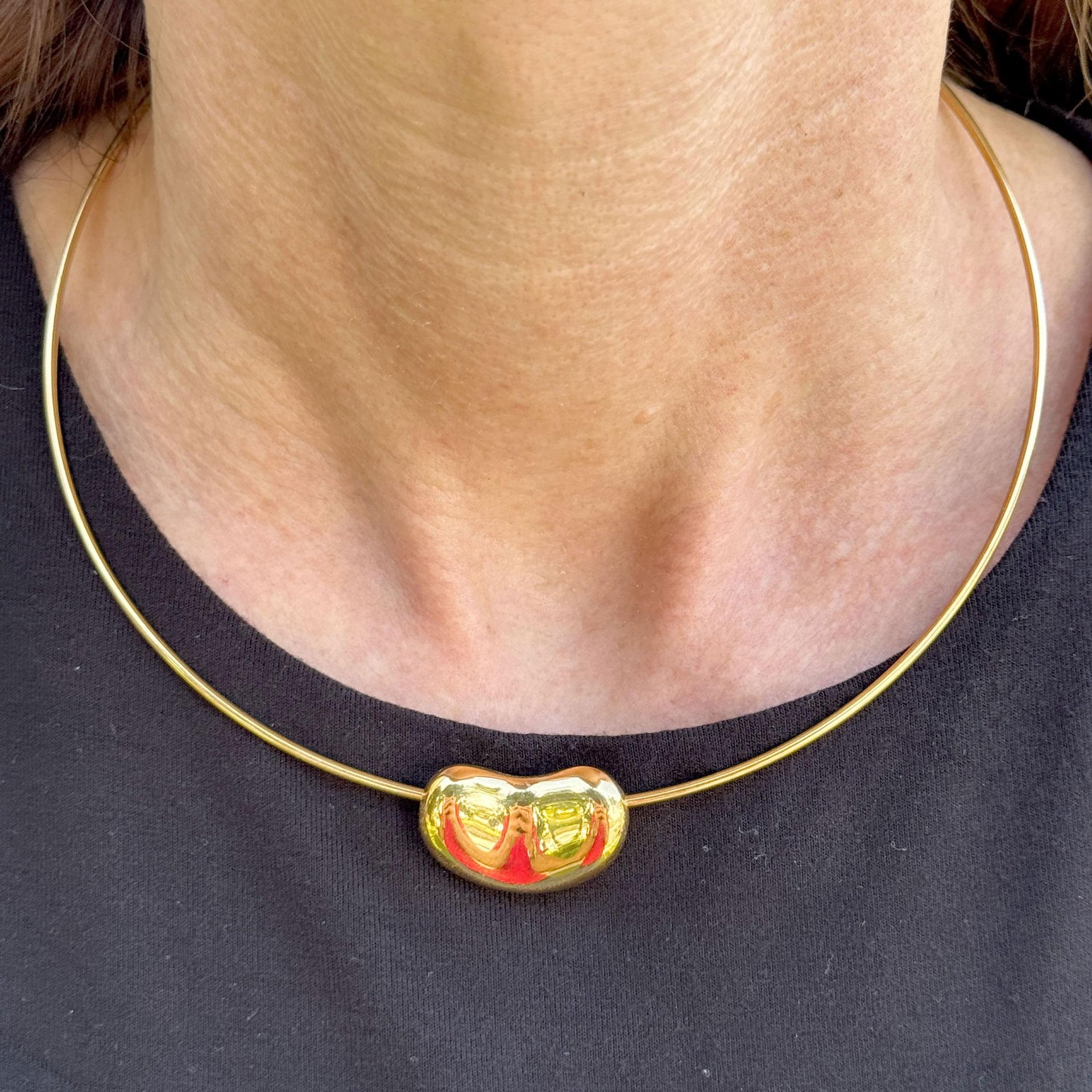 Tiffany & Company Elsa Peretti 18 Karat Yellow Gold Bean Choker Vintage Necklace