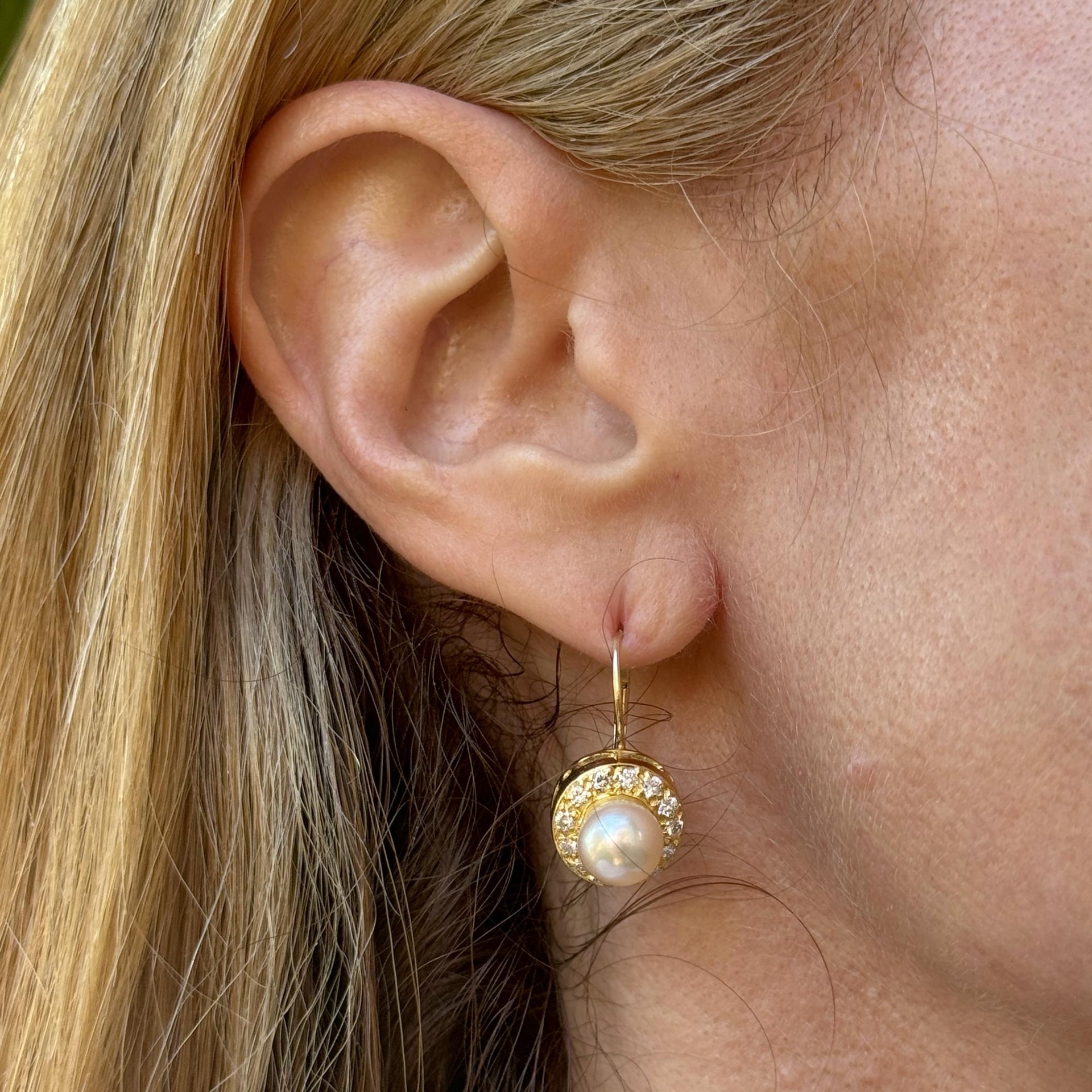 Diamond & Pearl Yellow Gold Dangle Vintage Earrings