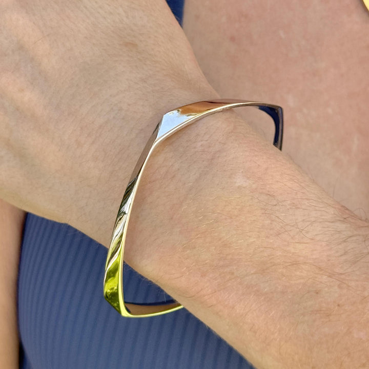 Tiffany & Co. Gehry Torque 18k White Gold Square Twisted Bangle Bracelet