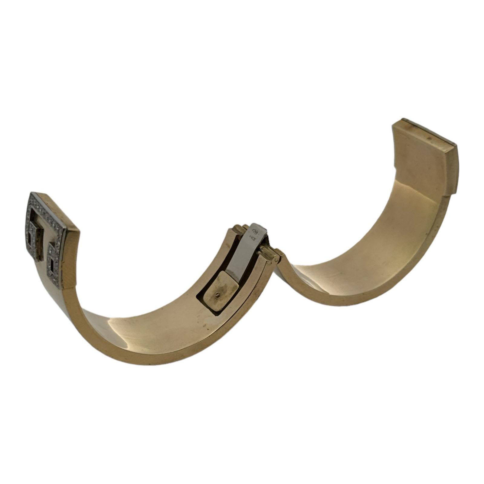 1970's Diamond 18 Karat Yellow Gold Vintage Hinged Bangle Cuff Bracelet
