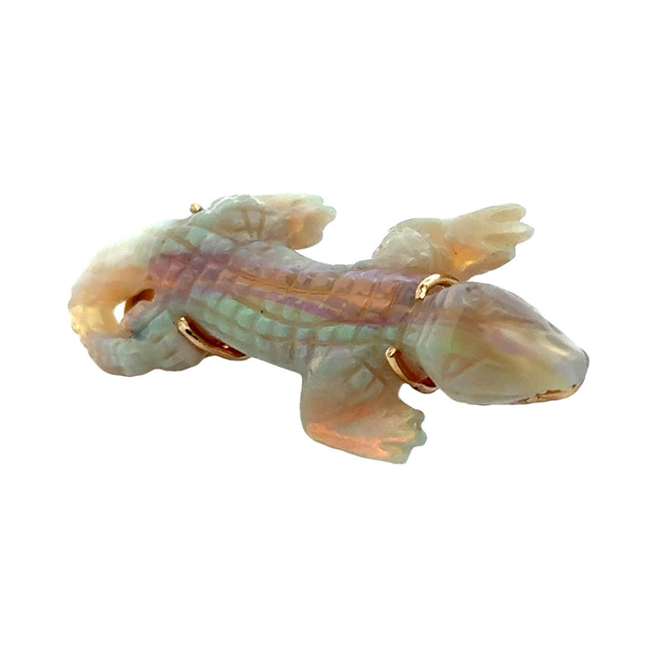 Mid-20th Century Carved Opal 18 Karat Yellow Gold Detailed Alligator Brooch
