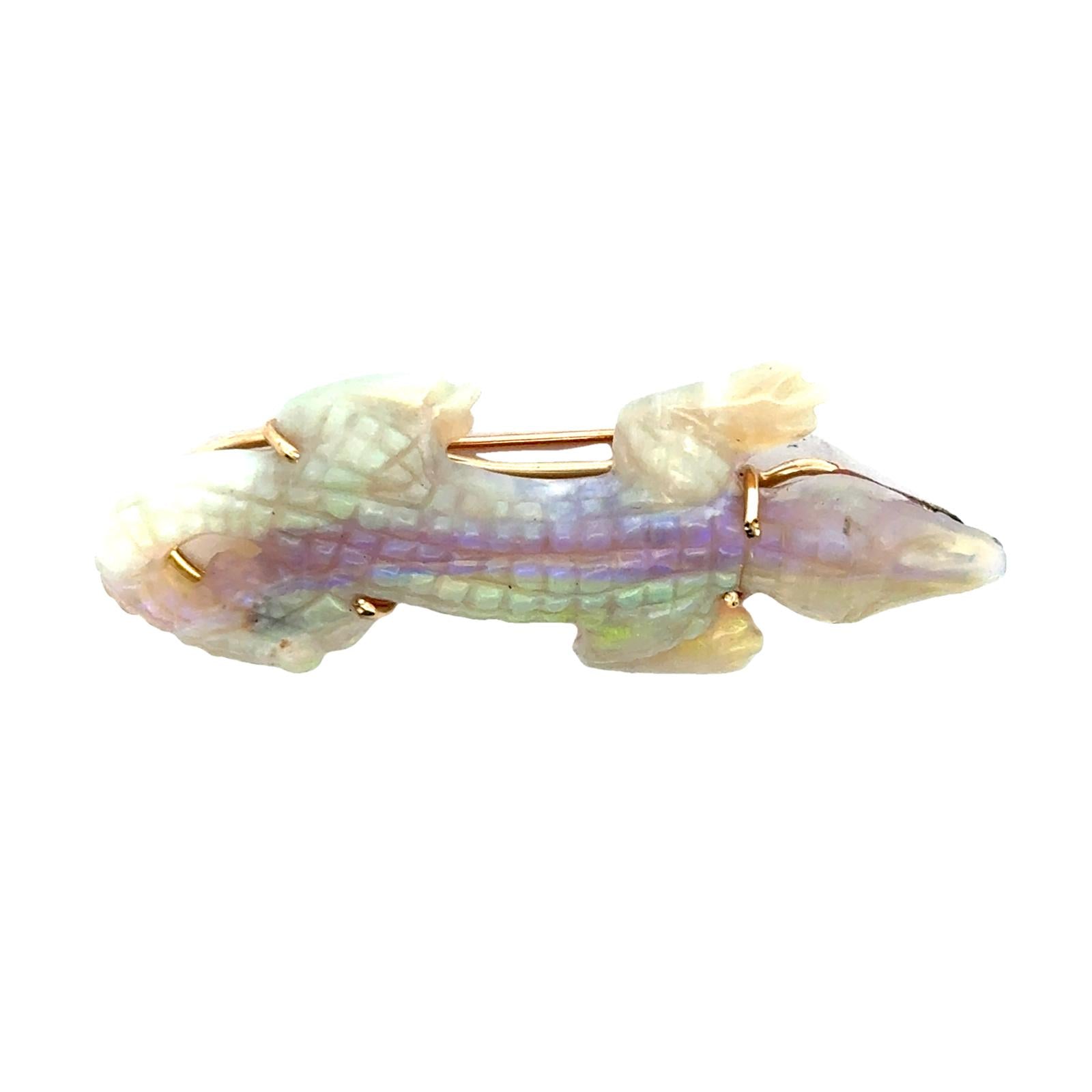 Mid-20th Century Carved Opal 18 Karat Yellow Gold Detailed Alligator Brooch