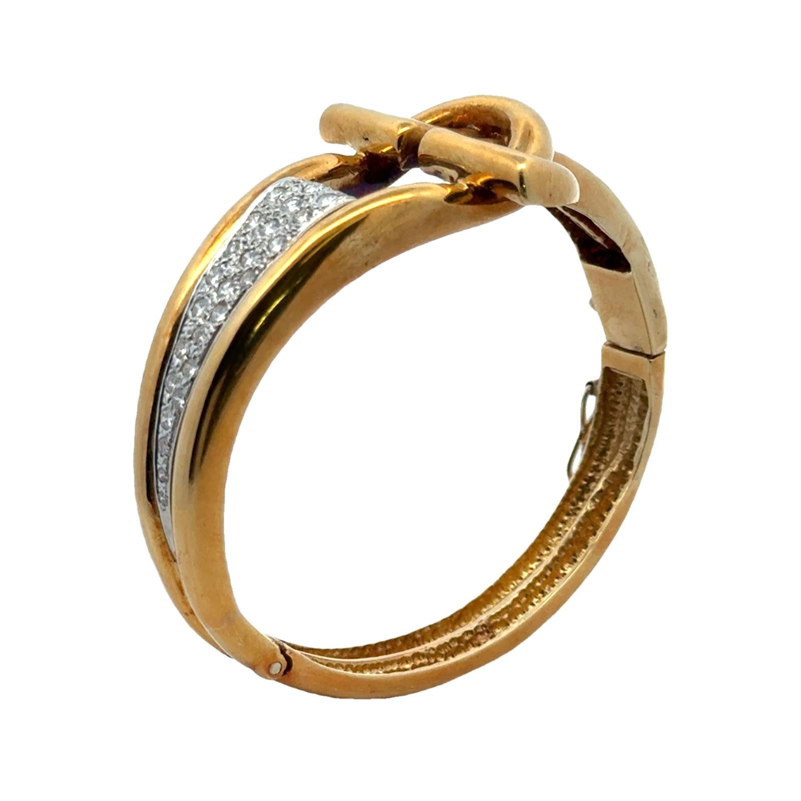 Mid-20th Century Retro 18 Karat Yellow Gold Buckle Hinged Bangle Bracelet