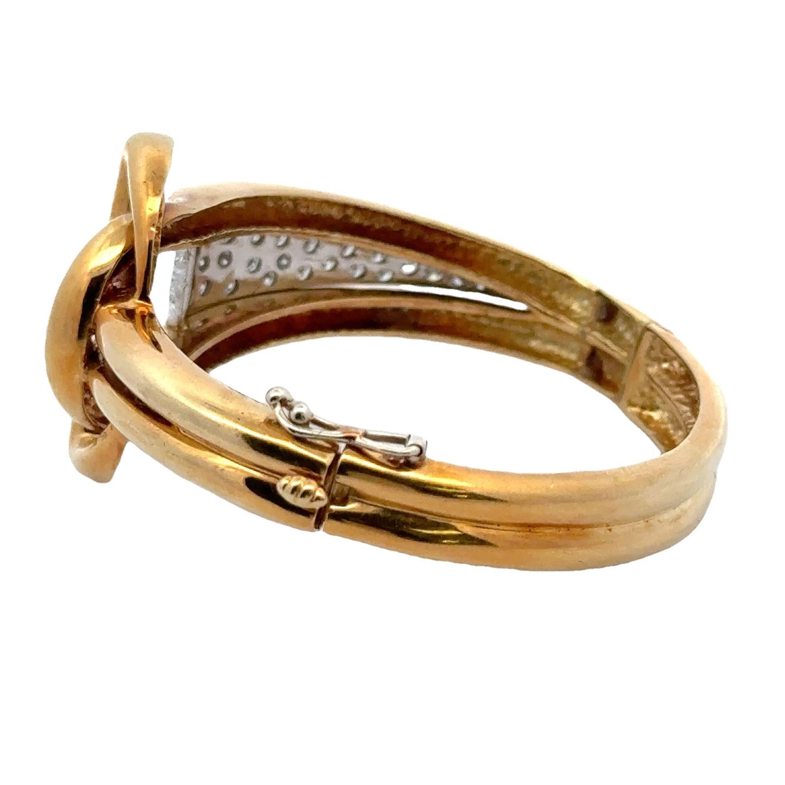 Mid-20th Century Retro 18 Karat Yellow Gold Buckle Hinged Bangle Bracelet
