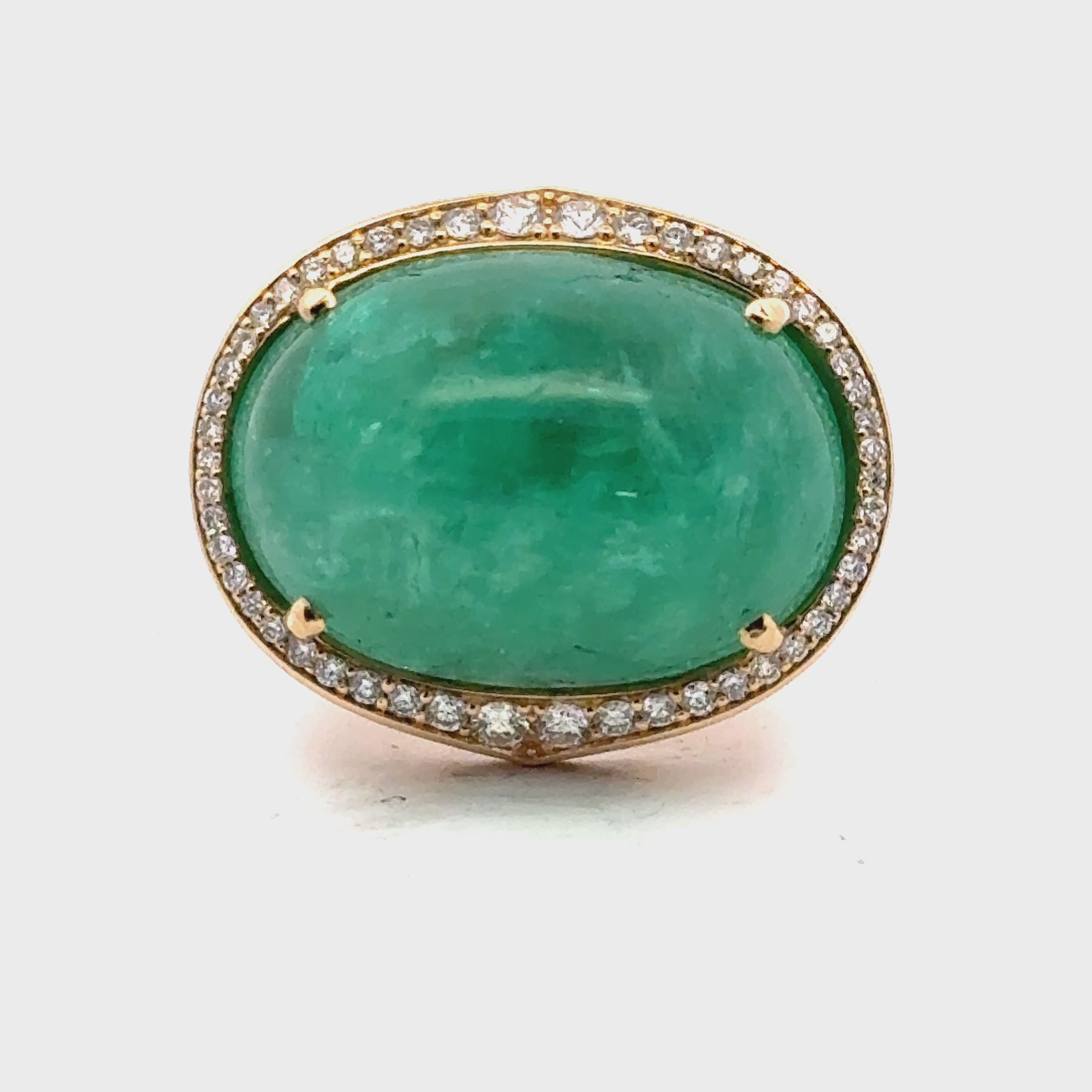40-Carat Cabochon Emerald Diamond 18 Karat Yellow Gold Cocktail Statement Ring
