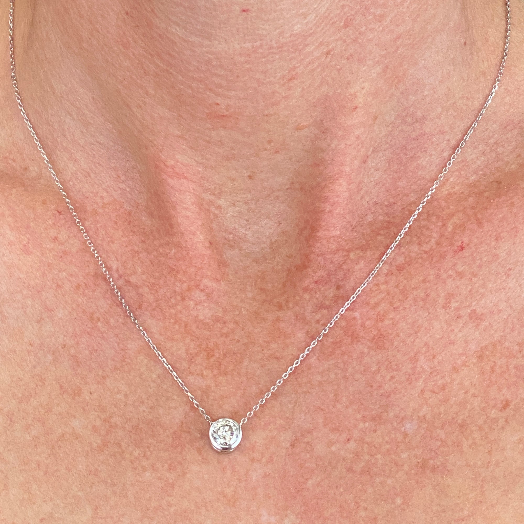 Diamond Solitaire Bezel Set Pendant Necklace 14 Karat White Gold – Bardys  Estate Jewelry