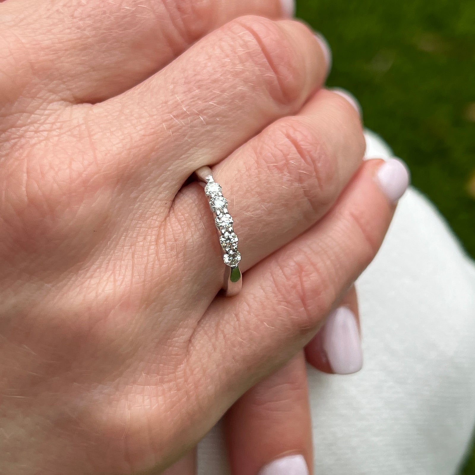 Hearts On Fire Diamond 18 Karat White Gold Wedding Band Ring – Bardys  Estate Jewelry