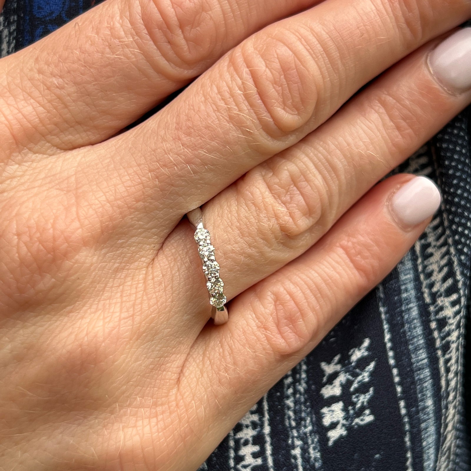 18 carat diamond wedding band Clearance