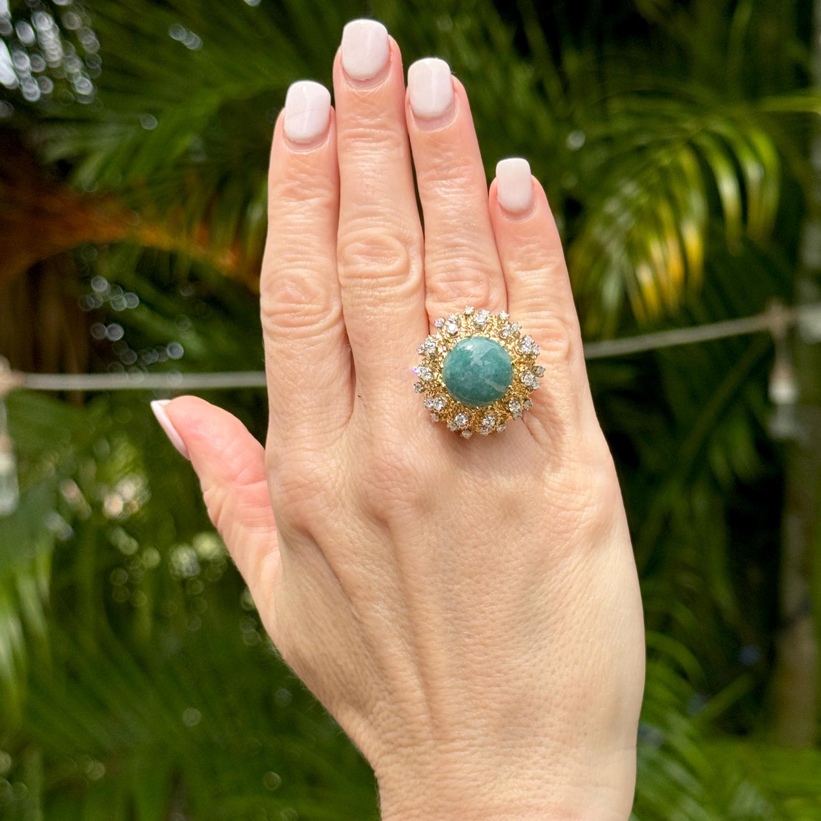1960 s Jade Diamond 18 Karat Yellow Gold Split Shank Vintage