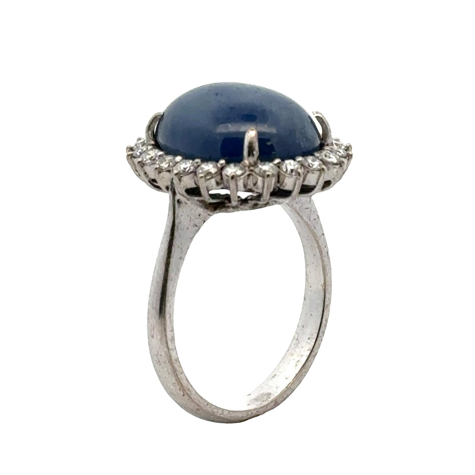 20 Carat Blue Cabochon Sapphire & Diamond 18 Karat White Gold Ring